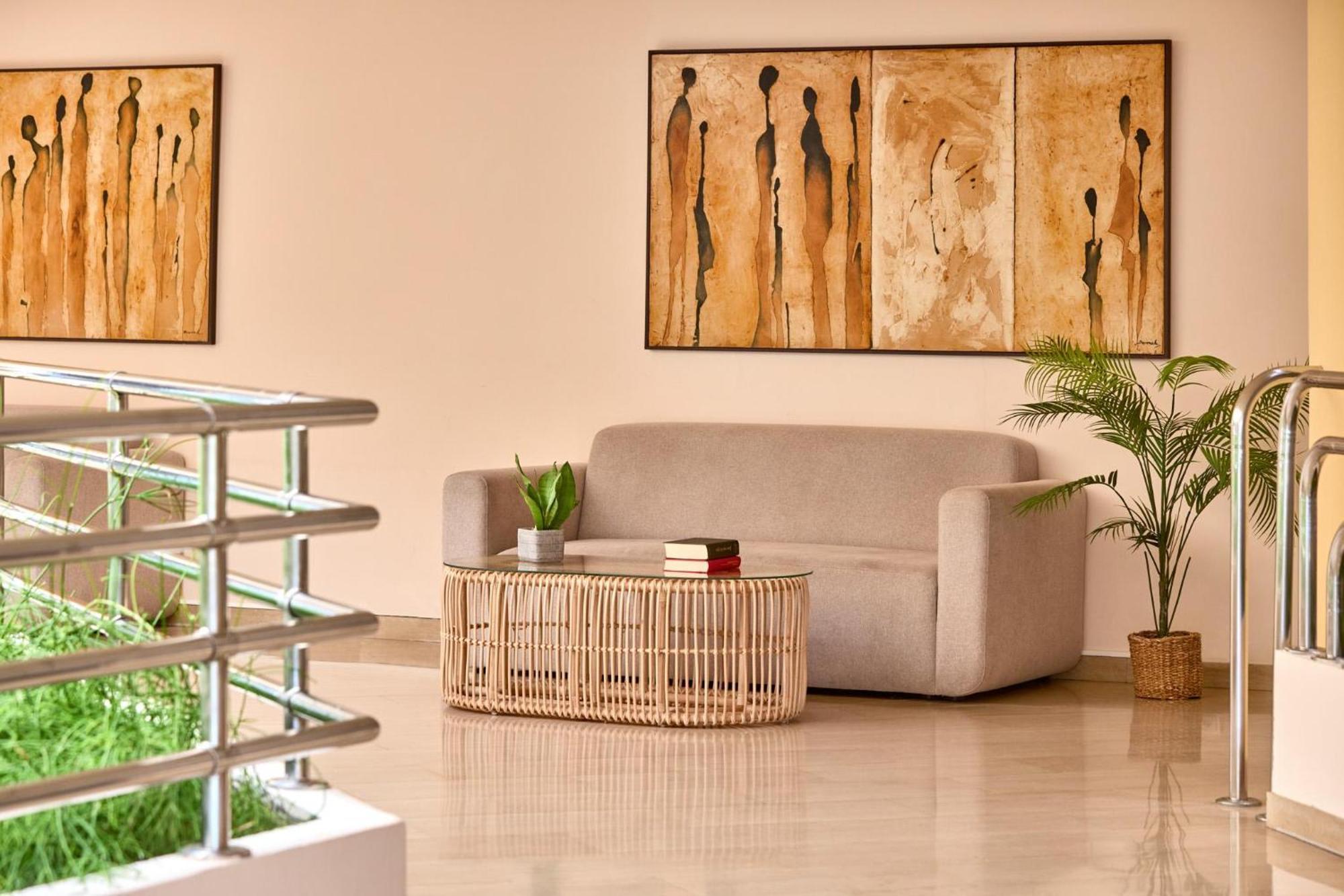 Zafiro Palmanova Aparthotel ภายนอก รูปภาพ