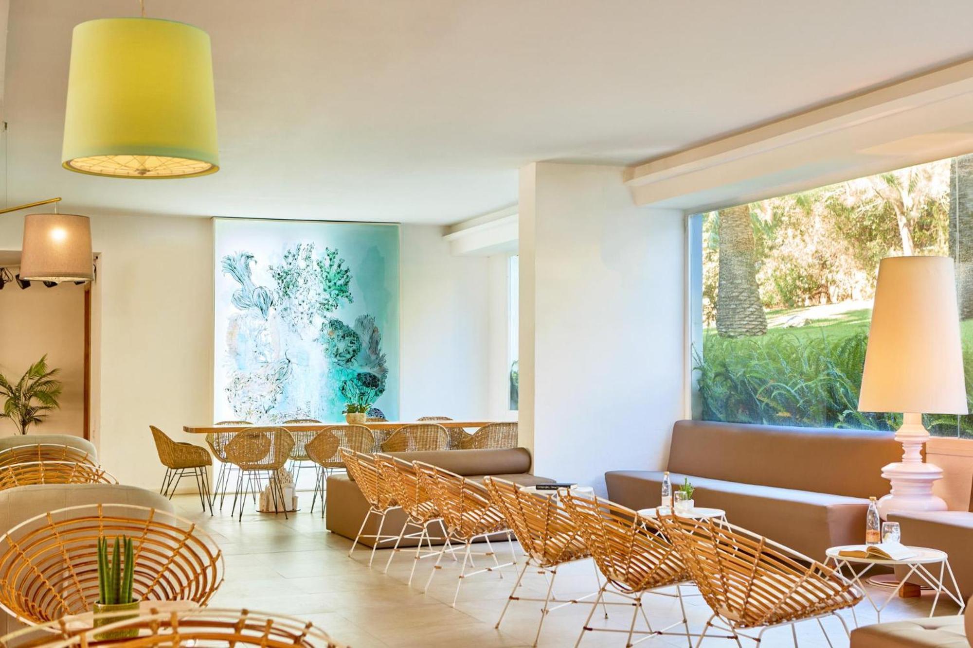 Zafiro Palmanova Aparthotel ภายนอก รูปภาพ