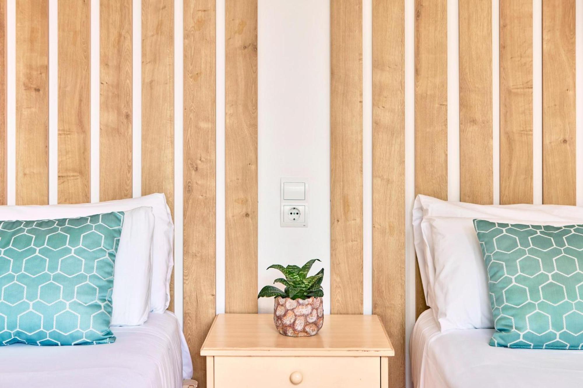 Zafiro Palmanova Aparthotel ภายนอก รูปภาพ