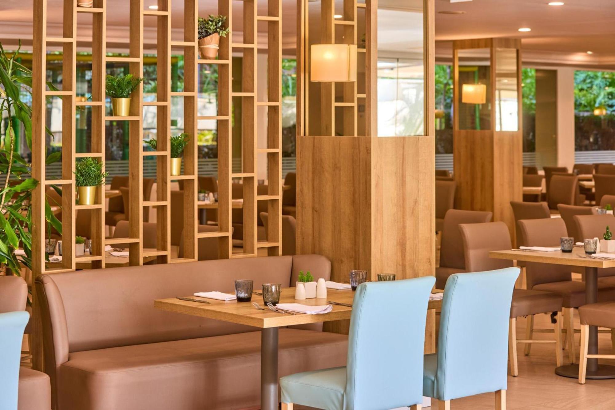Zafiro Palmanova Aparthotel ภายนอก รูปภาพ