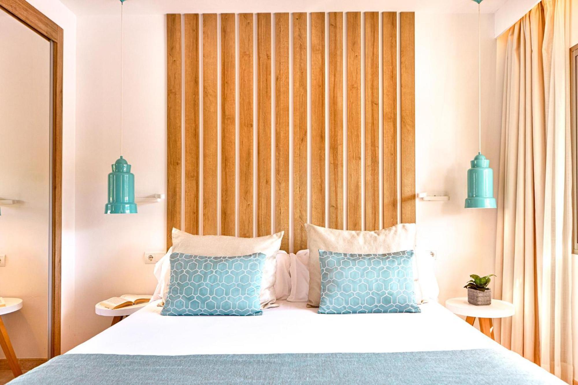 Zafiro Palmanova Aparthotel ภายนอก รูปภาพ